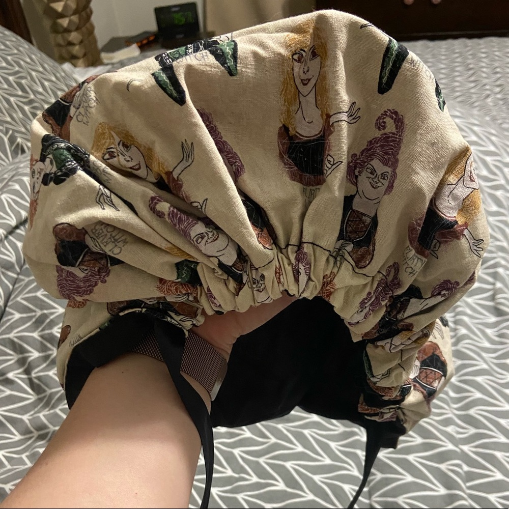 Hocus pocus (Disney) scrub cap